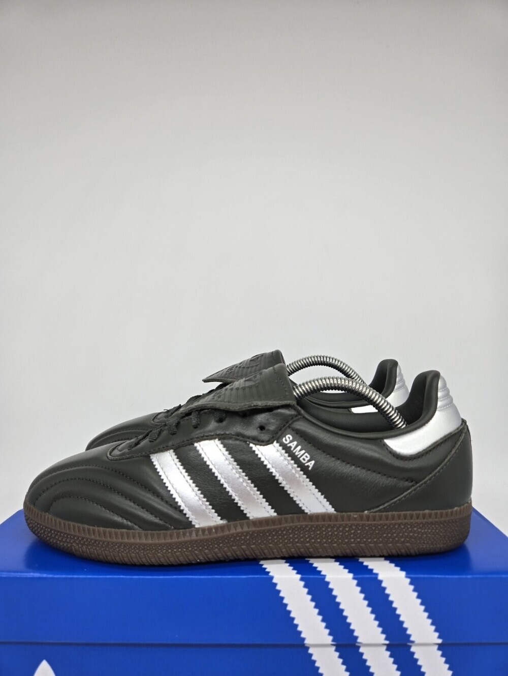 adidas Women's Samba LT JP6144 Legend Earth Silver Metallic Gum Shoes Size 6